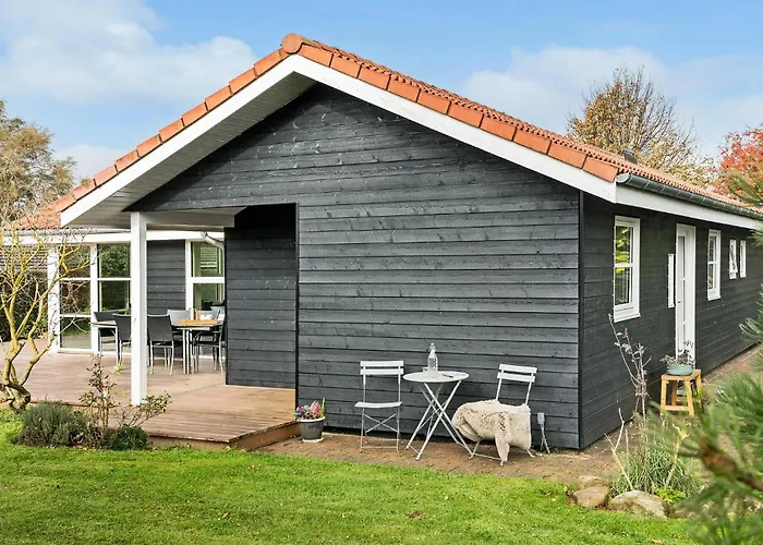 Casa vacanze Awesome In With Sauna *