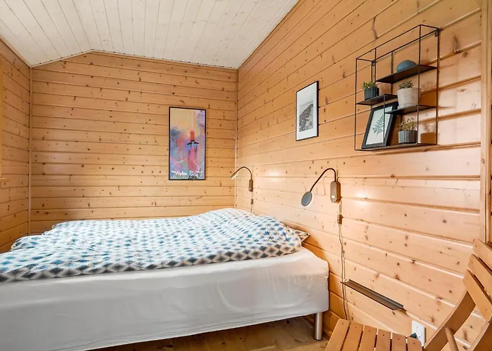 Awesome In With Sauna בית נופש